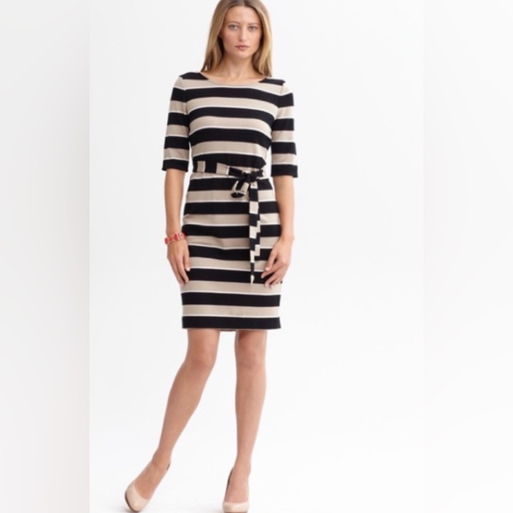 Banana Republic‎ Tan, Black and White striped short sleeved dress